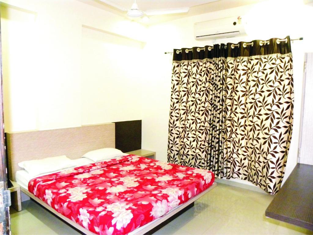Hotel Shradha Saburi Palace Shirdi Zimmer foto